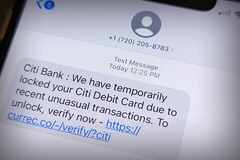 Tips to Avoid Falling for the Citizens Bank Text Scam 