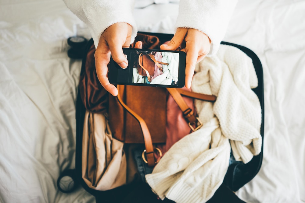 take photos of your luggage and its items