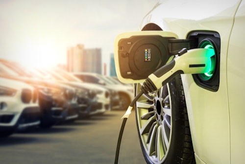 2022 Electric Vehicle Tax Credits: Which EVs & Hybrids Qualify?