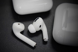 Fake AirPods: How to Spot Real Apple AirPods from Counterfeits